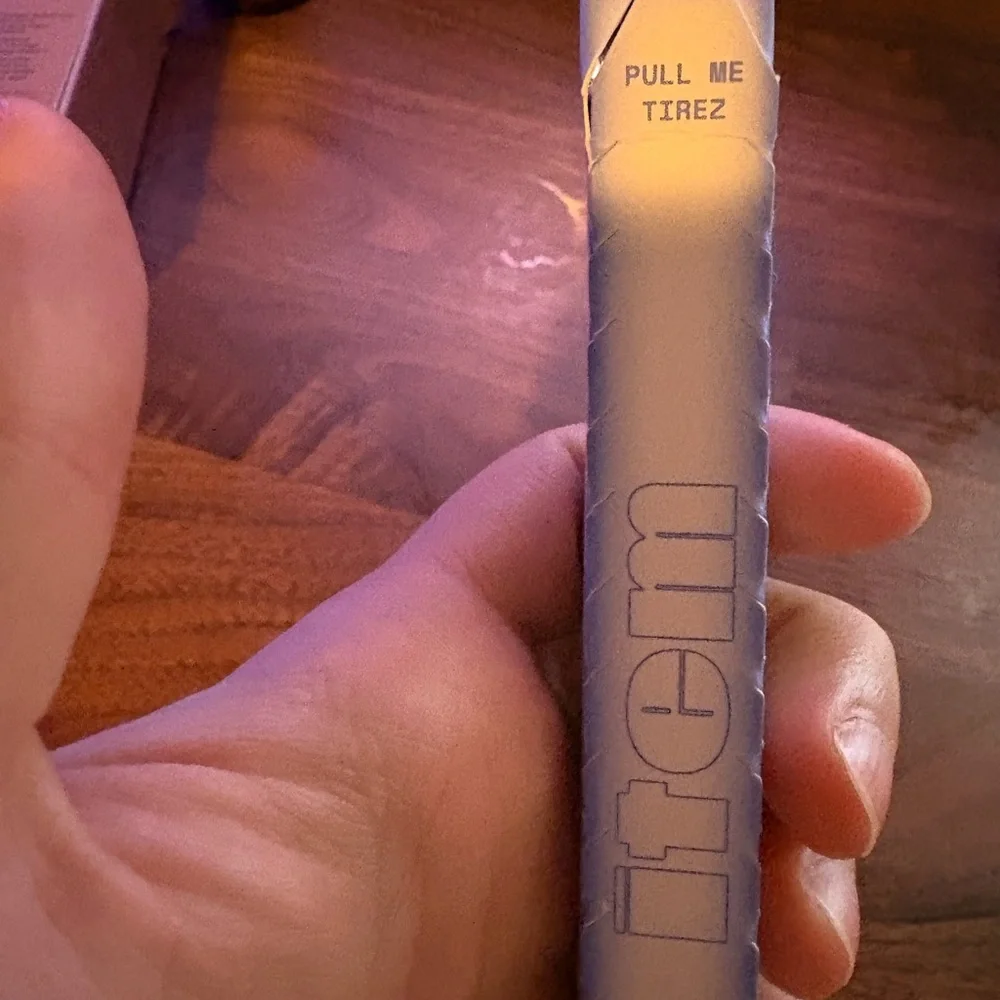 Item Lash Snack Lengthening Mascara 6.5 ML Vegan and Dermatologist Tested - Picture 3 of 8